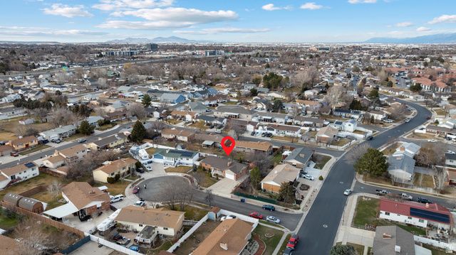 2058 W BYRON CIR, West Valley City, UT 84119