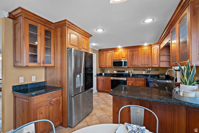 2058 W BYRON CIR, West Valley City, UT 84119