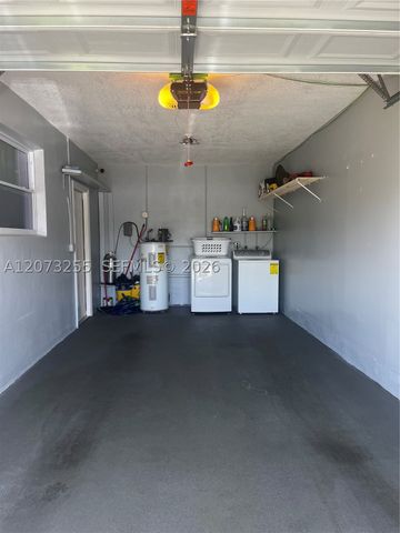 7103 SW 3rd Ct, North Lauderdale, FL 33068