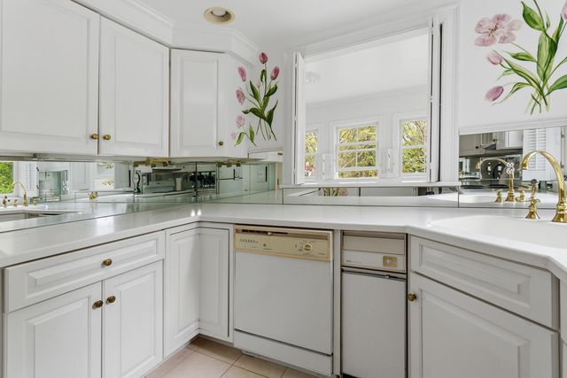 105 Parker Road UNIT B, Osterville, MA 02655
