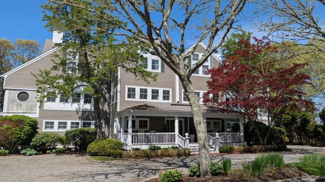 105 Parker Road UNIT B, Osterville, MA 02655