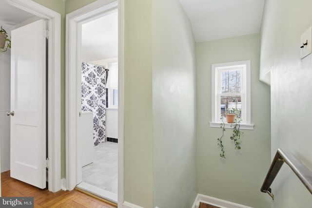 419 W GRAYS AVE, Glenolden, PA 19036