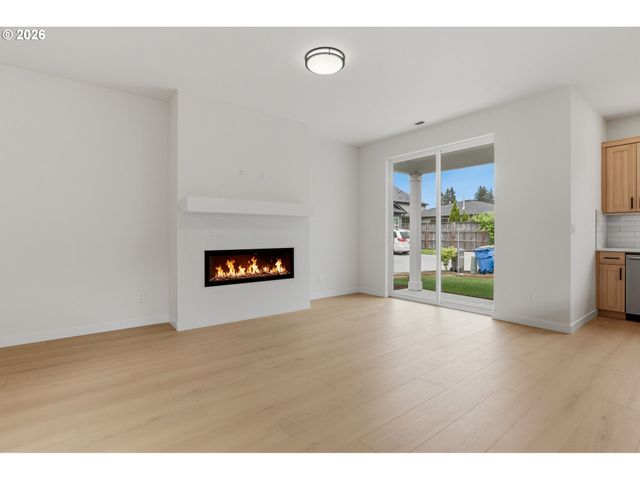 12316 Ne 107TH Way, Vancouver, WA 98682