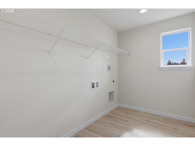 12316 Ne 107TH Way, Vancouver, WA 98682