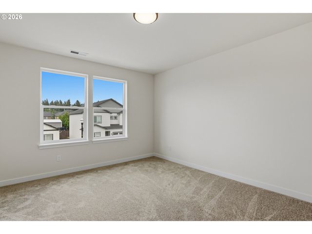 12316 Ne 107TH Way, Vancouver, WA 98682
