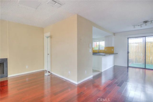 2020 20th 6, Santa Monica, CA 90404