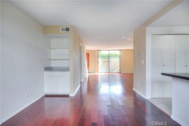 2020 20th 6, Santa Monica, CA 90404