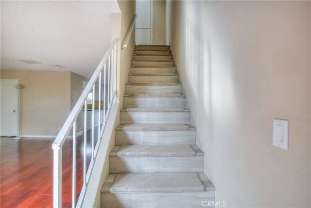2020 20th 6, Santa Monica, CA 90404