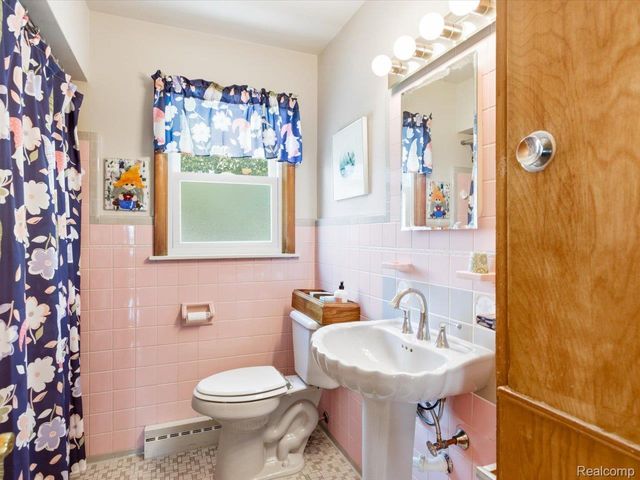 4016 Military Street, Port Huron, MI 48060