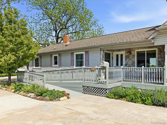4016 Military Street, Port Huron, MI 48060