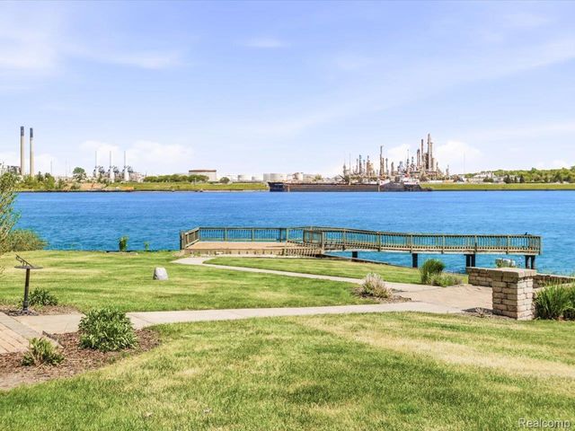 4016 Military Street, Port Huron, MI 48060
