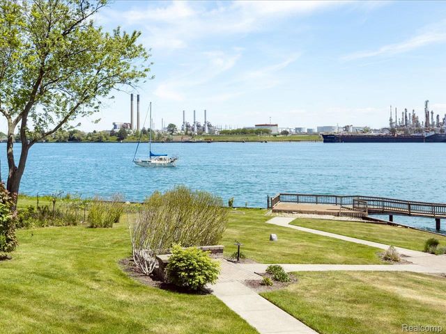 4016 Military Street, Port Huron, MI 48060