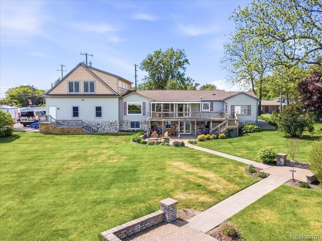 4016 Military Street, Port Huron, MI 48060