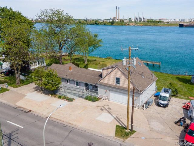 4016 Military Street, Port Huron, MI 48060