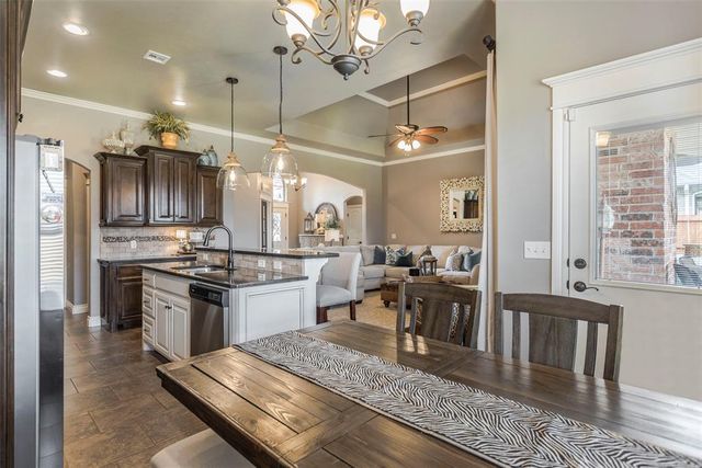 8609 SW 66th Place, Oklahoma City, OK 73169