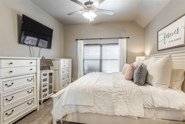 8609 SW 66th Place, Oklahoma City, OK 73169