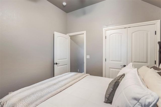 8609 SW 66th Place, Oklahoma City, OK 73169