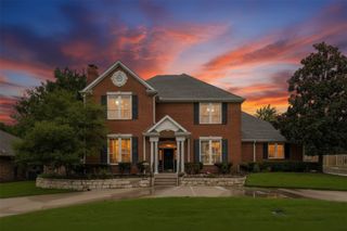 6404 Creekside Drive, Greenville, TX 75402