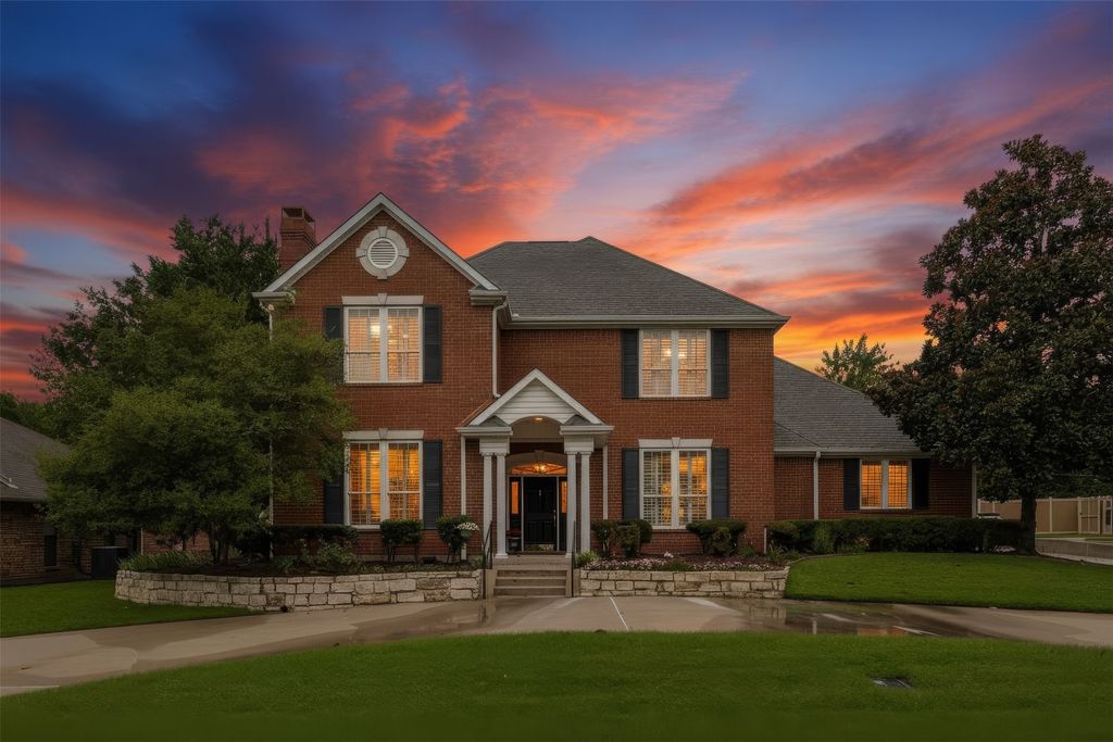 6404 Creekside Drive, Greenville, TX 75402