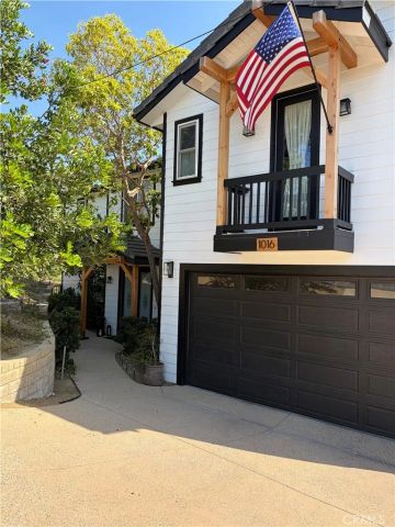 1016 Crown Hill, Simi Valley, CA 93063