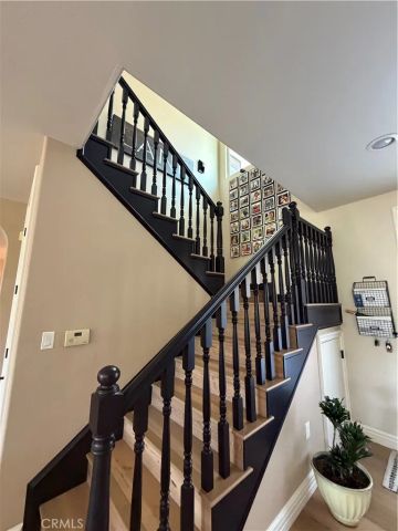 1016 Crown Hill, Simi Valley, CA 93063
