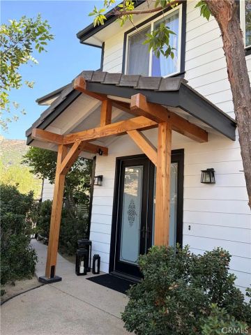 1016 Crown Hill, Simi Valley, CA 93063