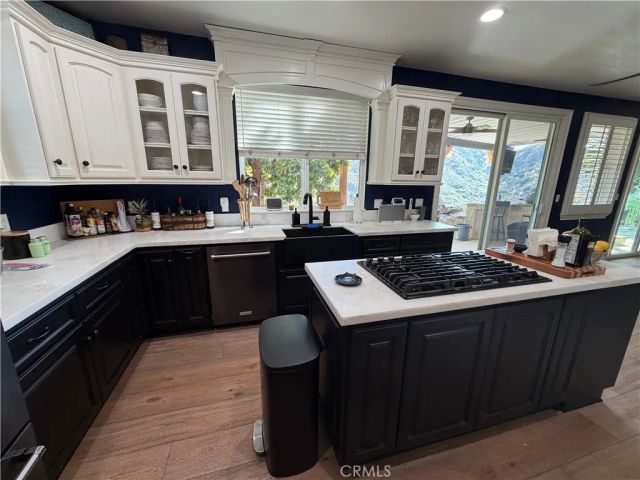 1016 Crown Hill, Simi Valley, CA 93063