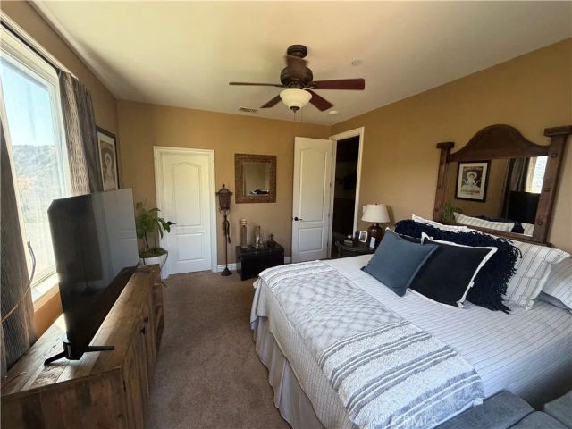 1016 Crown Hill, Simi Valley, CA 93063