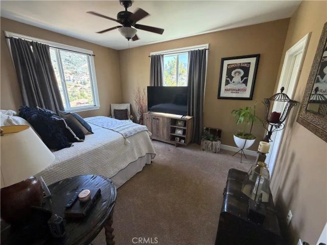 1016 Crown Hill, Simi Valley, CA 93063