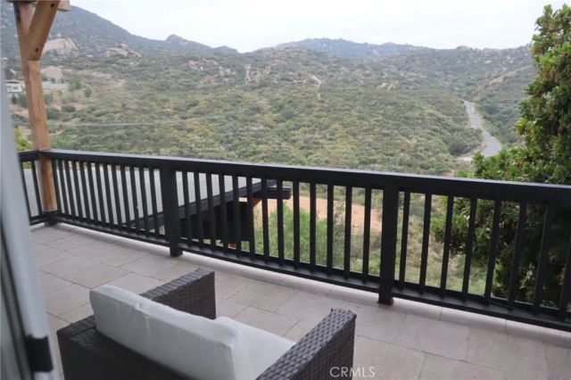 1016 Crown Hill, Simi Valley, CA 93063
