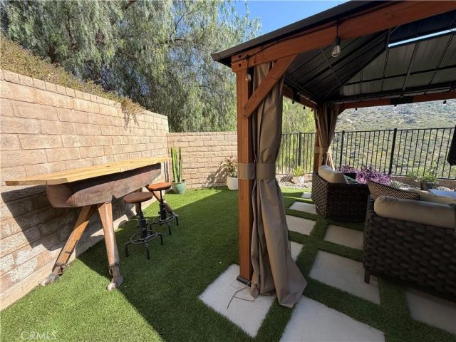 1016 Crown Hill, Simi Valley, CA 93063