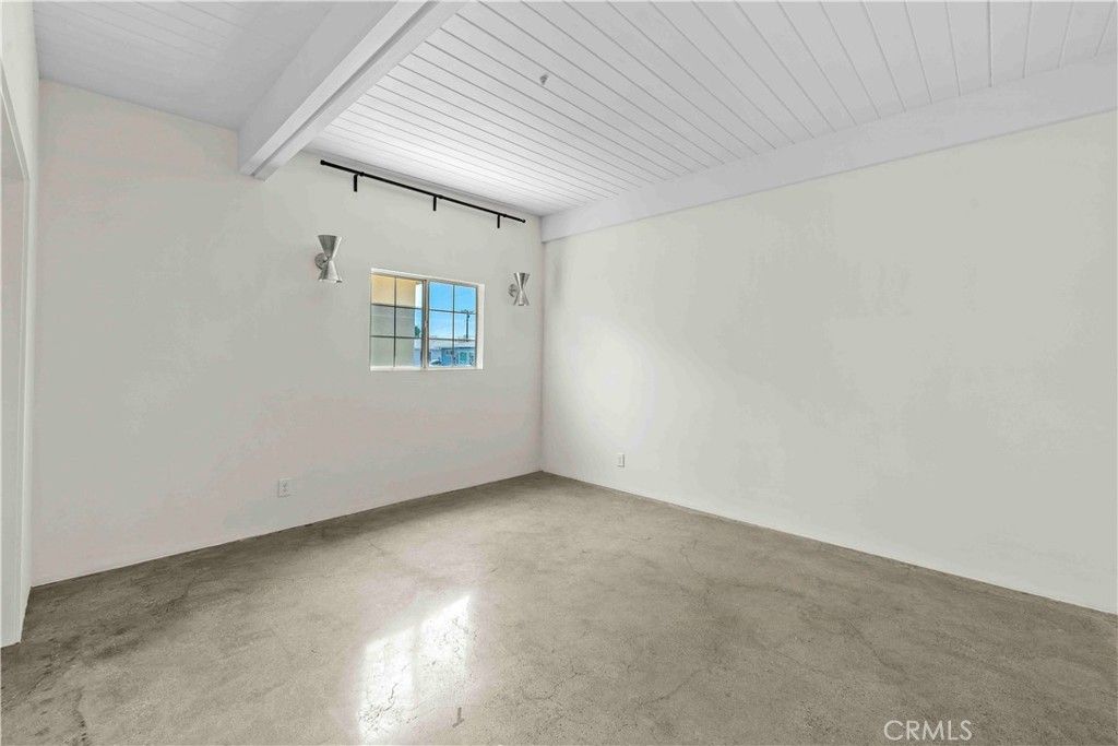 Image 10 of property listing at 900 S 4th, Montebello, CA 90640