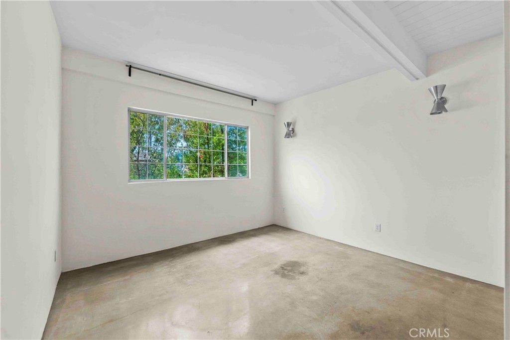 Image 13 of property listing at 900 S 4th, Montebello, CA 90640