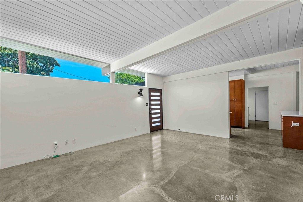 Image 19 of property listing at 900 S 4th, Montebello, CA 90640