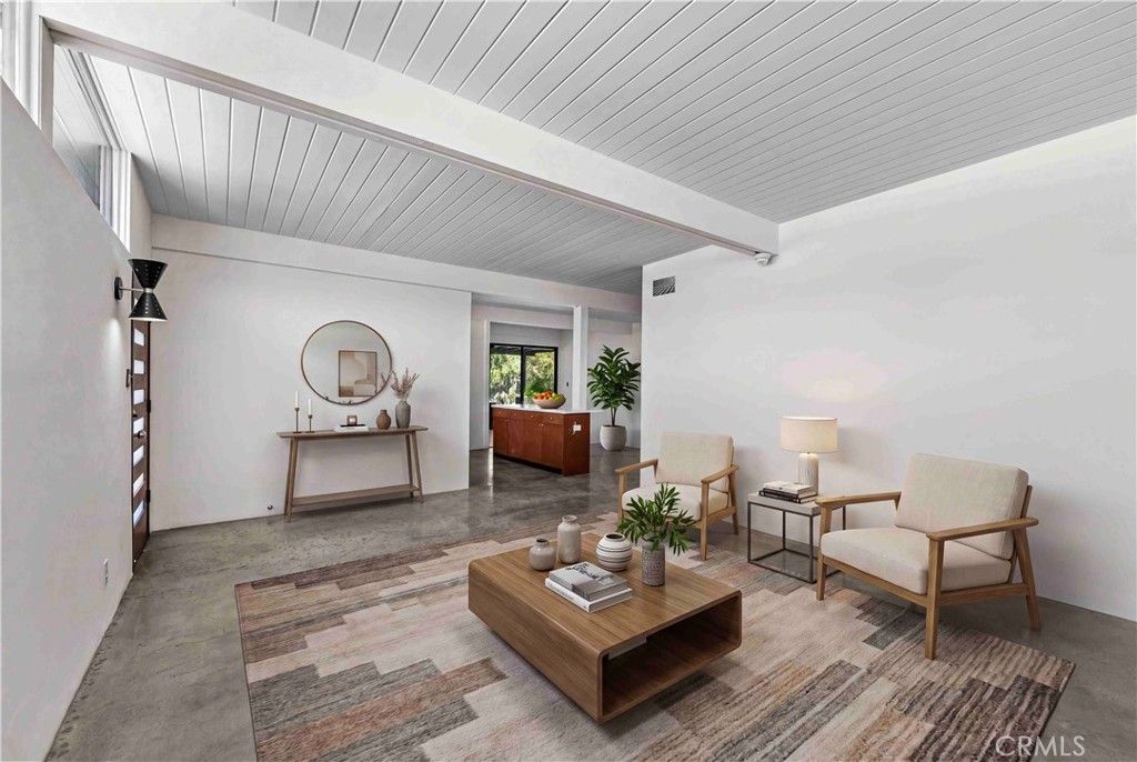 Image 3 of property listing at 900 S 4th, Montebello, CA 90640