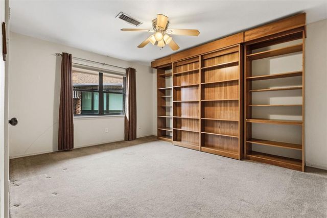 2529 NW 62nd Street 220, Oklahoma City, OK 73112