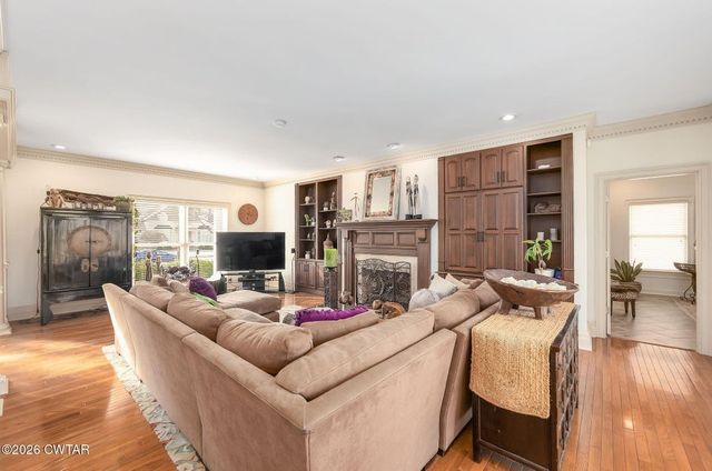 14 Winfield Pl, Jackson, TN 38305