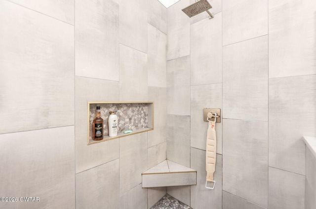 14 Winfield Pl, Jackson, TN 38305