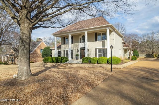 14 Winfield Pl, Jackson, TN 38305