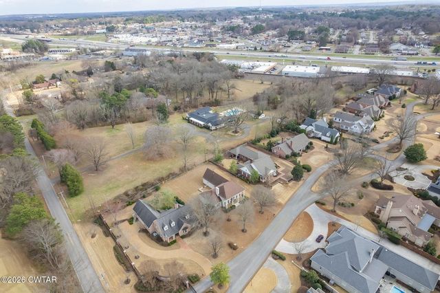 14 Winfield Pl, Jackson, TN 38305