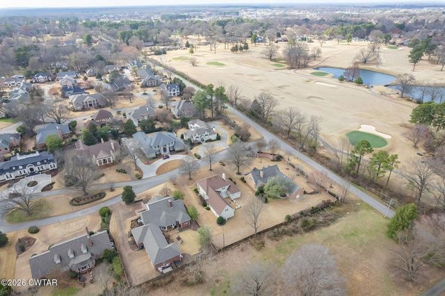 14 Winfield Pl, Jackson, TN 38305