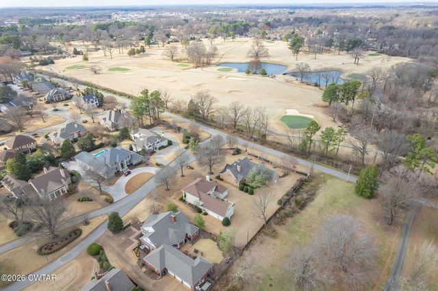 14 Winfield Pl, Jackson, TN 38305