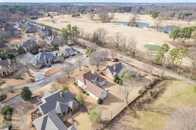 14 Winfield Pl, Jackson, TN 38305