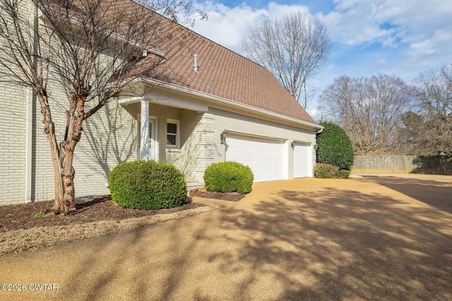 14 Winfield Pl, Jackson, TN 38305