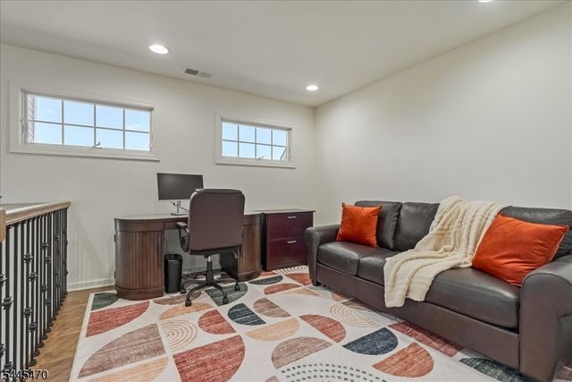 9 Rockhall Ct, Hardyston Twp., NJ 07419