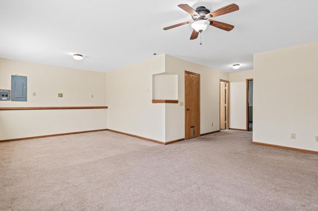 17 Lilac Street, Circle Pines, MN 55014