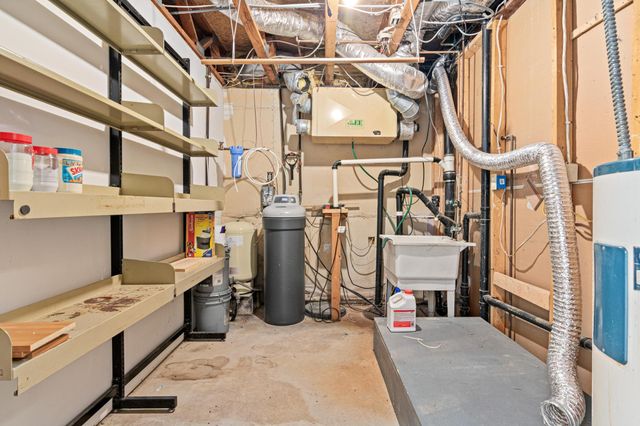 17 Lilac Street, Circle Pines, MN 55014