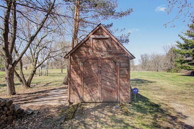 17 Lilac Street, Circle Pines, MN 55014