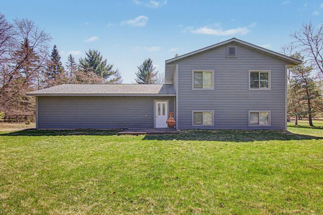17 Lilac Street, Circle Pines, MN 55014