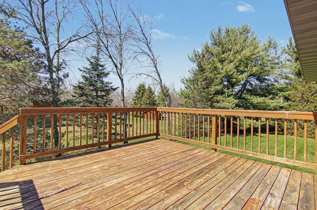 17 Lilac Street, Circle Pines, MN 55014